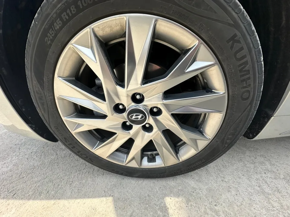 Hyundai Grandeur IG wheel repair - Hyundai Grandeur IG Wheel Repair Review - Cost & Results photo 2