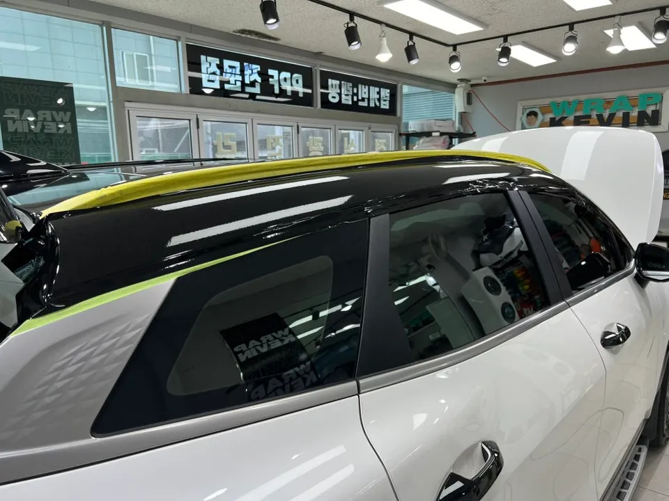 Kia Sportage NQ5のカーラッピング事例|費用目安・仕上がり 施工写真 2-2