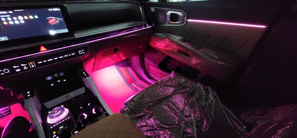 Kia Sorento MQ4 ambient lighting - Kia Sorento MQ4 Ambient Lighting Review: Cost & Results photo 4