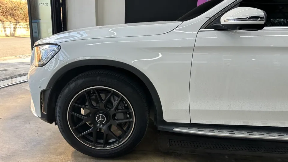 Mercedes-Benz GLC 300 PPF施工事例|費用目安・仕上がり 施工写真 2-3