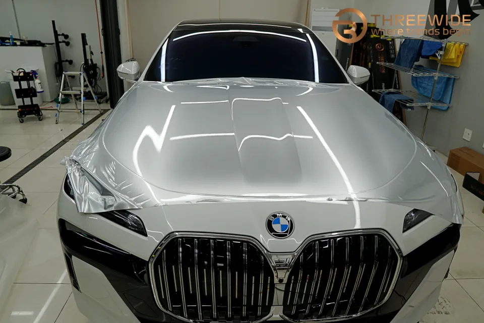 BMW i7のカーラッピング事例 施工写真 3