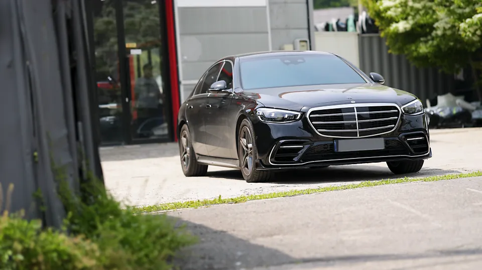 Mercedes-Benz S-Class W223 body kit review