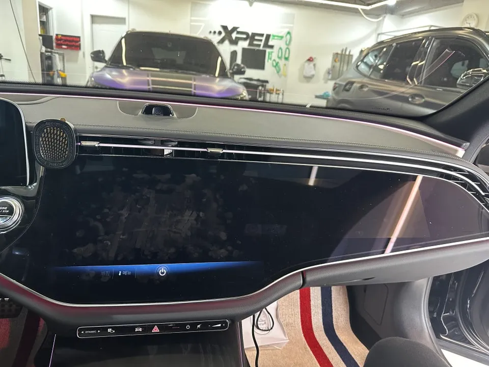 Mercedes-Benz Eクラス W214 PPF施工事例|費用目安・仕上がり 施工写真 3-2