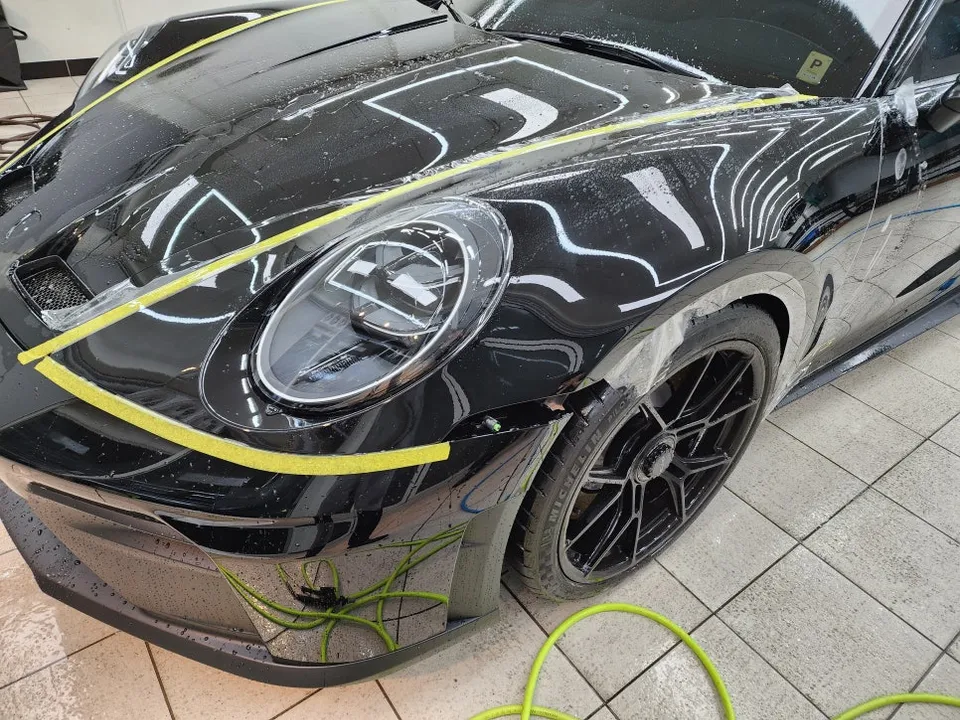 ポルシェ911のPPF施工事例|STEKダイノシールド 施工写真 4-1