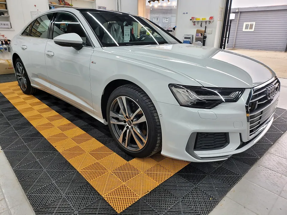 Audi A6のガラスコーティング事例|費用目安と仕上がり 施工写真 2-2