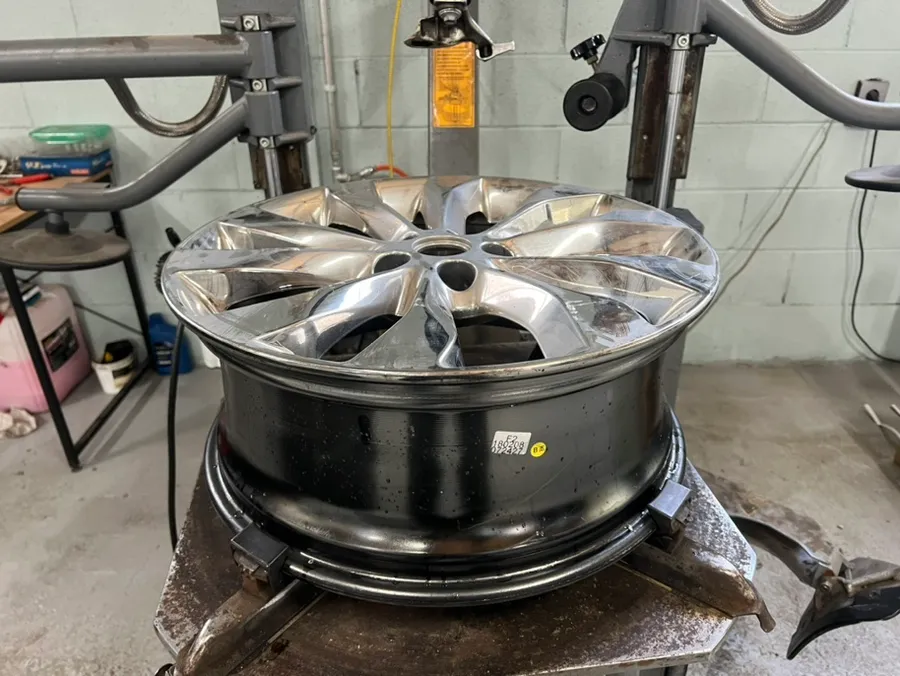 Kia Sorento Wheel Repair & Painting Review photo 7