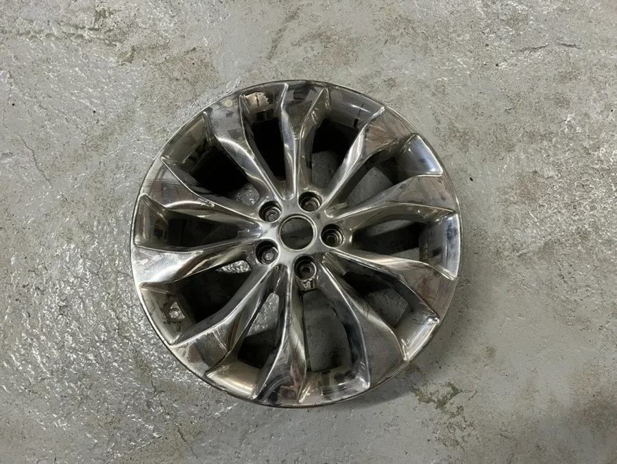 Kia Sorento wheel repair - Kia Sorento Wheel Repair & Painting Review photo 4