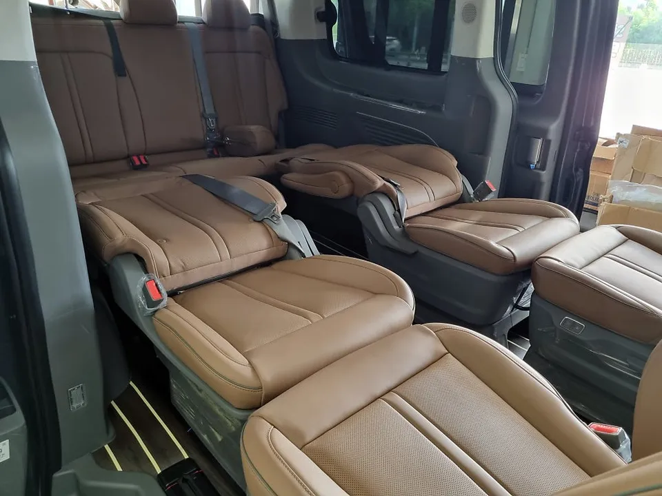 Hyundai Staria interior customization - Hyundai Staria Yacht Floor Customization Review — 190cm Sleeping  photo 4
