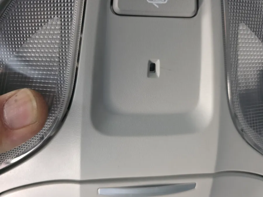 Hyundai Santa Fe DM oem options - Hyundai Santa Fe DM Power Tailgate Retrofit Review photo 3