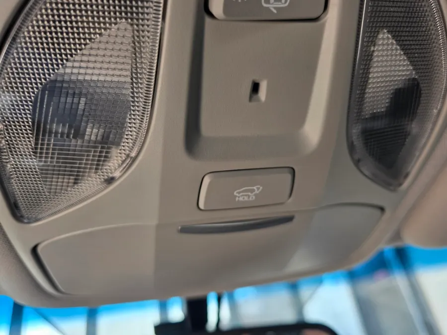 Hyundai Santa Fe DM oem options - Hyundai Santa Fe DM Power Tailgate Retrofit Review photo 4