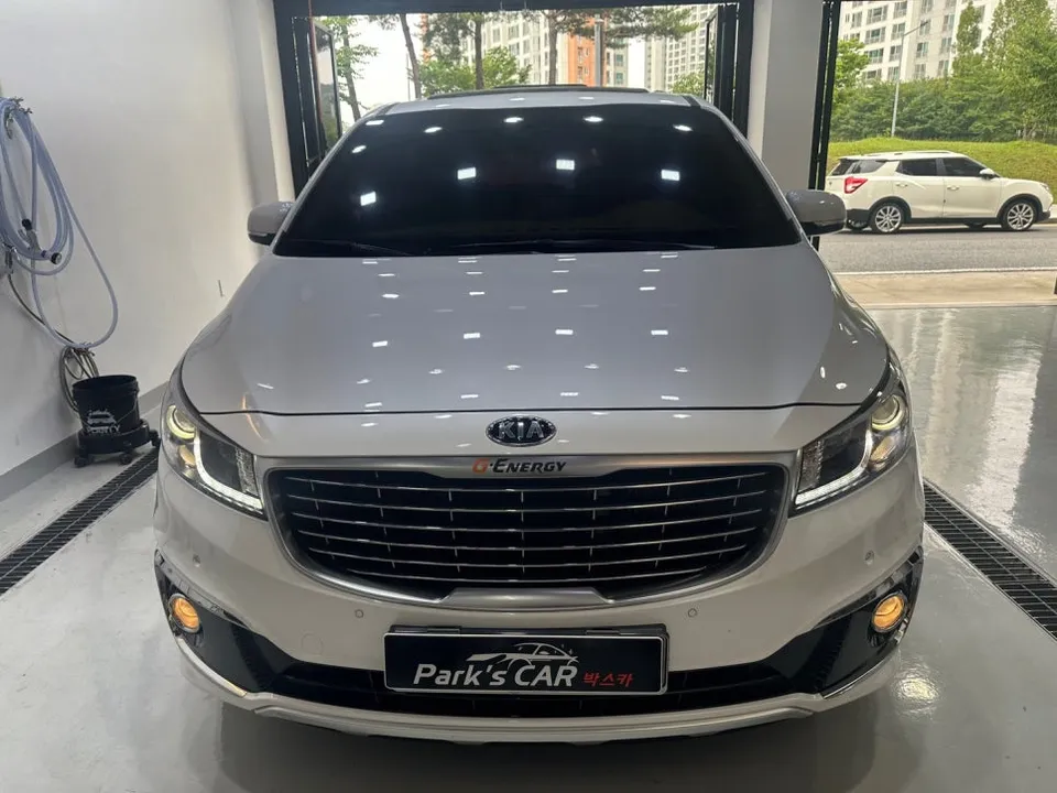 Kia Carnival new car package installation result