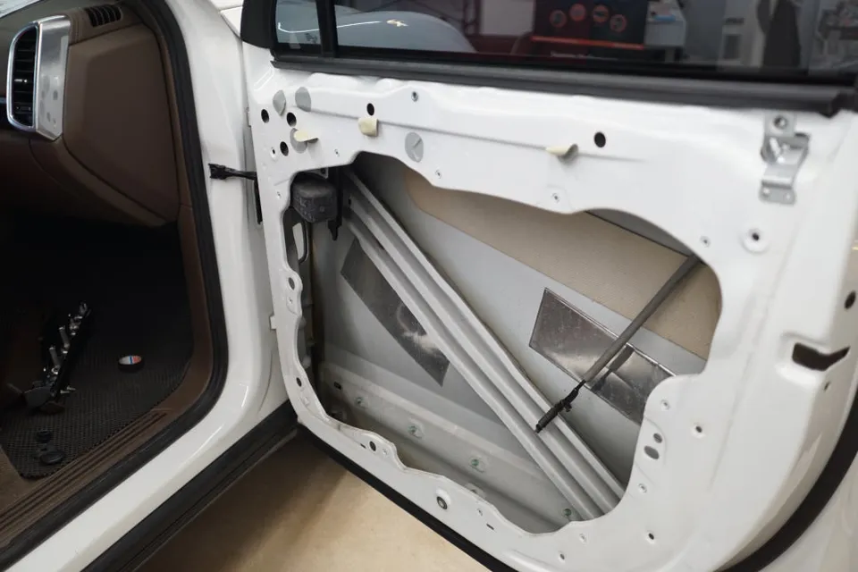 Porsche Cayenne 958 oem options - Porsche Cayenne 958 OEM Options Upgrade Review photo 6
