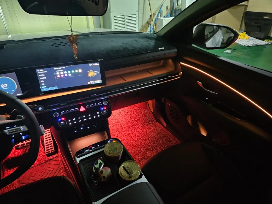 Hyundai Tucson NX4 ambient lighting - Hyundai Tucson NX4 Ambient Lighting Review: Cost & Results photo 4