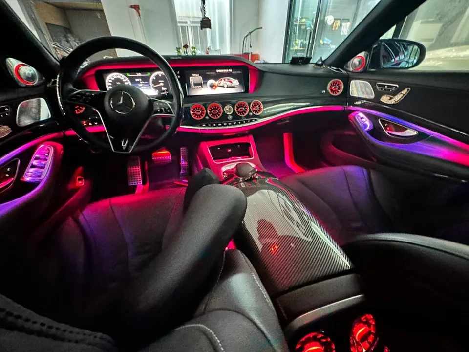 Mercedes-Benz S-Class W222 ambient lighting - Mercedes-Benz S-Class W222 Ambient Lighting Review — Cost photo 3