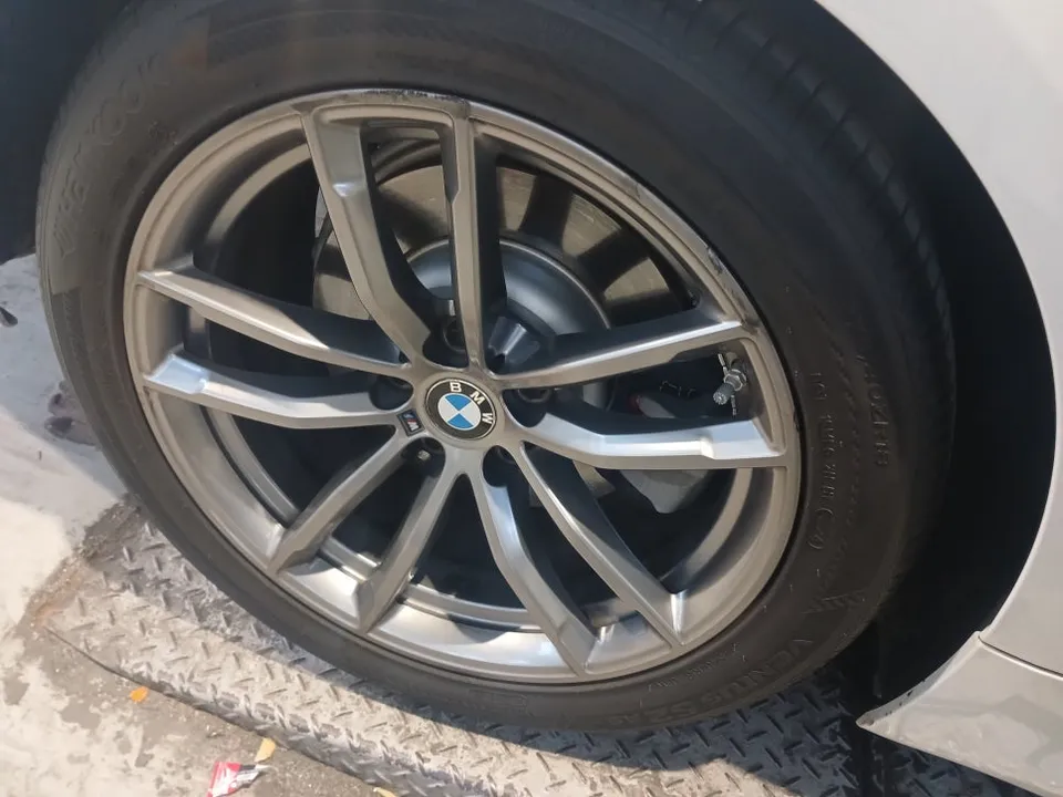 BMW 5 Series wheel repair - BMW 5 Series Wheel Repair & Painting Review photo 4