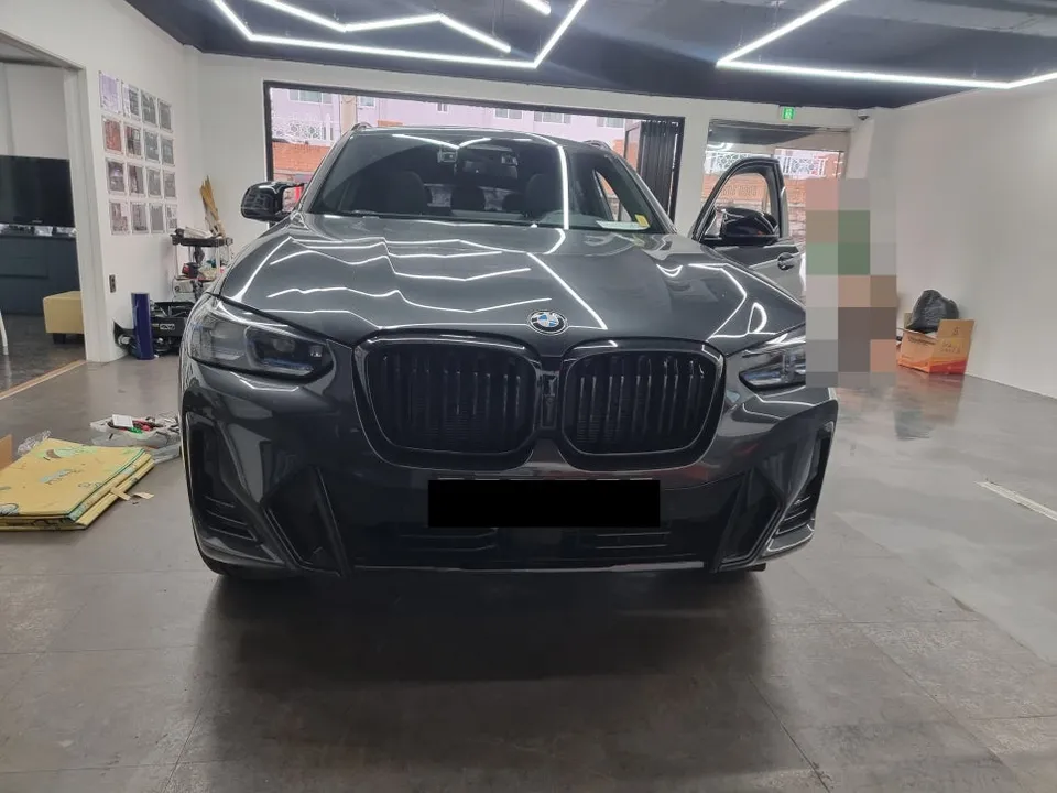 BMW X4のドラレコ取付事例｜韓国での施工参考 写真