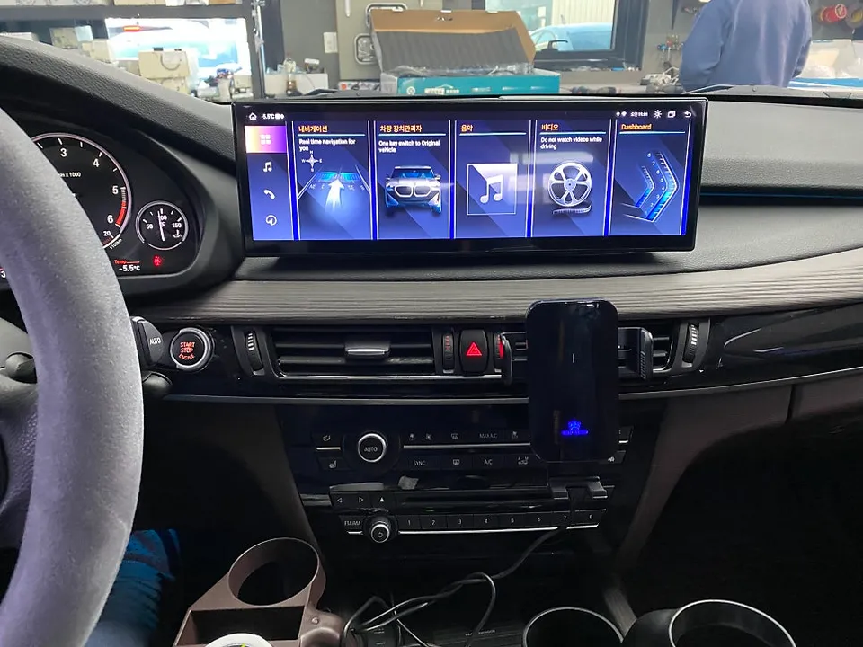 BMW X5 android head unit - BMW X5 Android Head Unit Review: 15-Inch All-in-One Installation photo 4