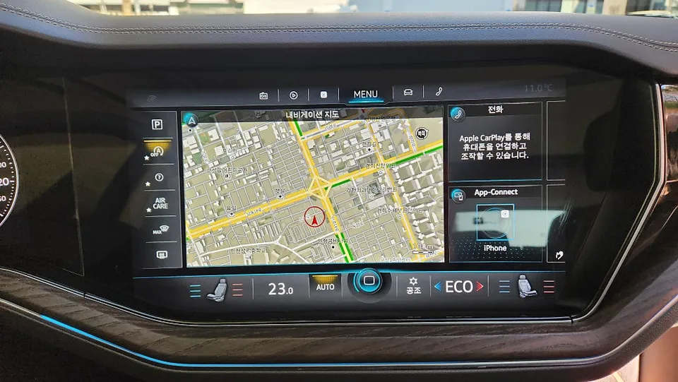 Volkswagen Touareg ambient lighting installation result