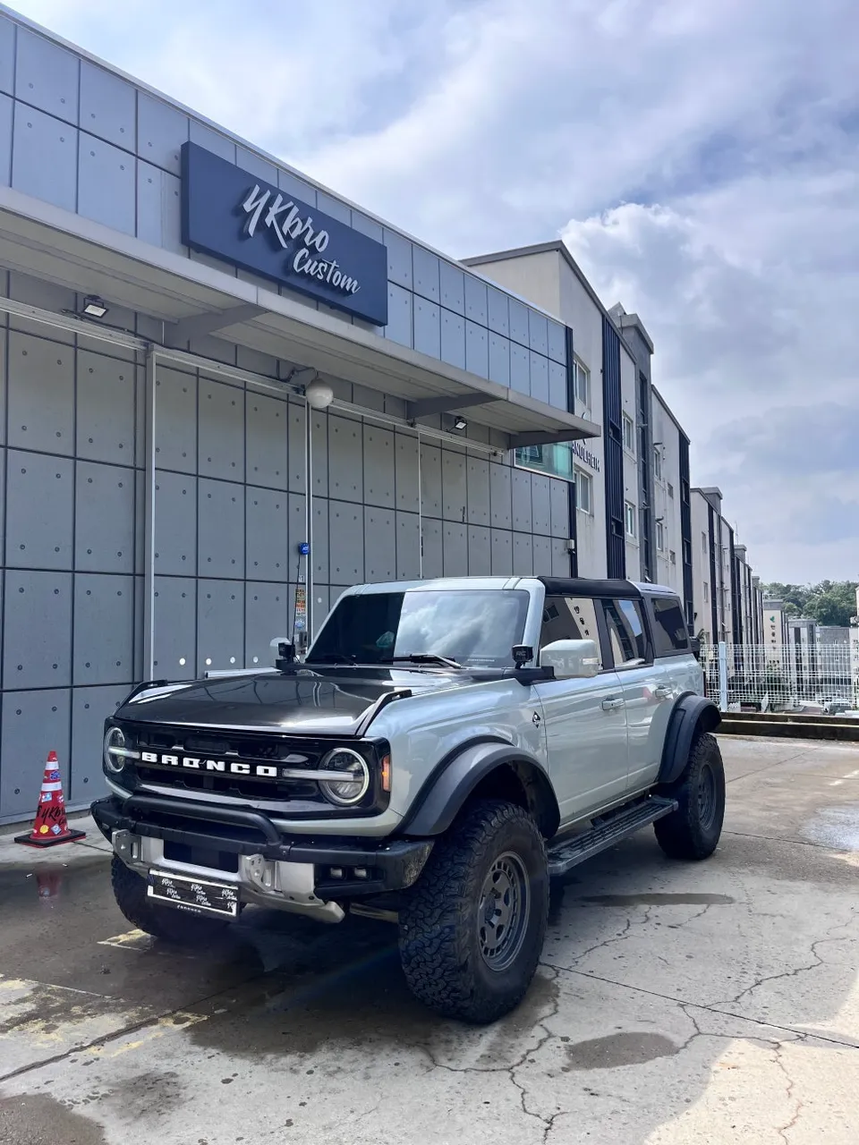 Ford BroncoのPPF施工事例|韓国での実例 施工写真 1-1