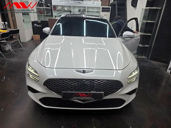 Genesis G70のカーラッピング事例｜費用目安・仕上がり 写真