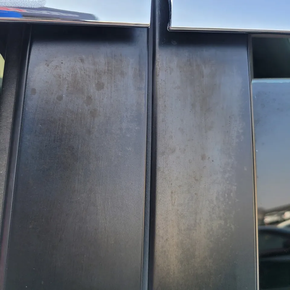 SsangYong Tivoli Air vinyl wrap - SsangYong Tivoli Air B-Pillar Wrap Review photo 4