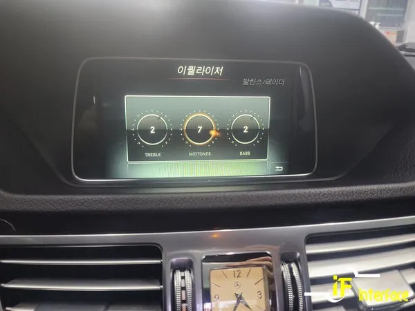 Mercedes-Benz E-Class W212 car audio - Mercedes-Benz E-Class W212 Car Audio Upgrade Review photo 2