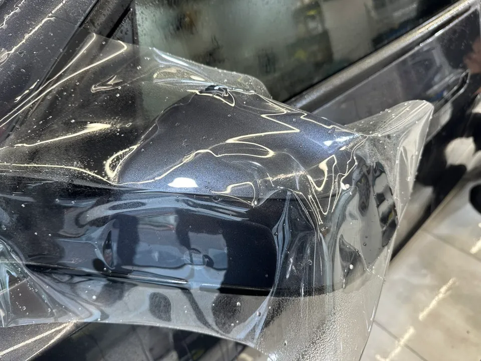 Tesla Model Y PPF施工事例|費用目安と仕上がり 施工写真 1-3