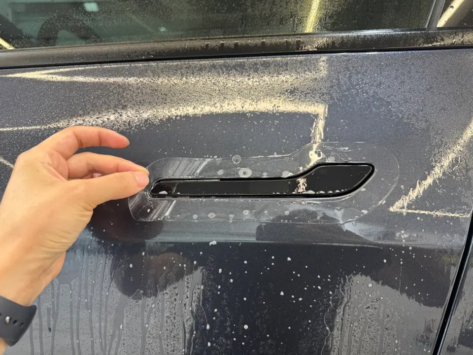 Tesla Model Y PPF施工事例|費用目安と仕上がり 施工写真 3-3