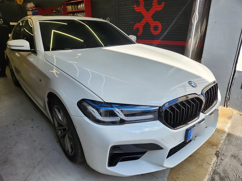 BMW 5 Series PPF施工事例｜韓国での実例紹介 施工写真 3-1