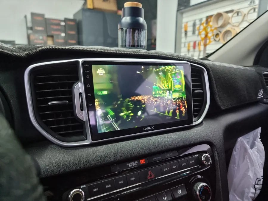 Kia Sportage QLのAndroid Auto・CarPlay取付事例 施工写真 3-2