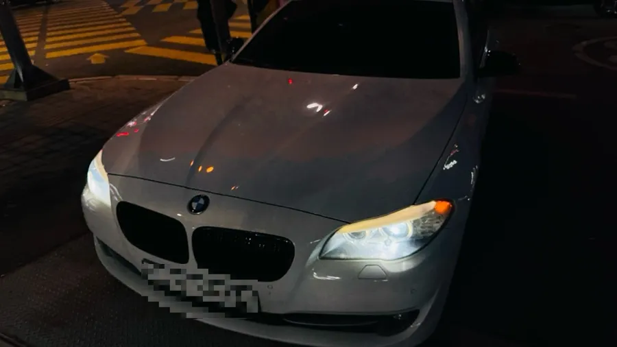 BMW 5 Series lighting upgrade - BMW 5 Series Xenon Lamp Upgrade: SolarLux D1S Review photo 5