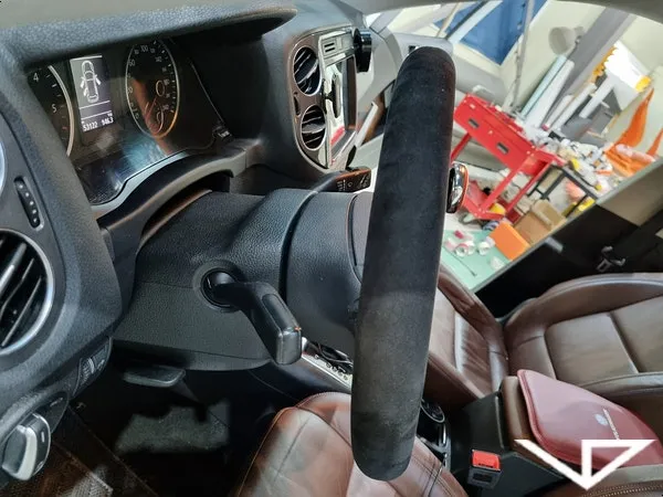 Volkswagen Tiguan interior customization - Volkswagen Tiguan Interior Customization Review photo 5