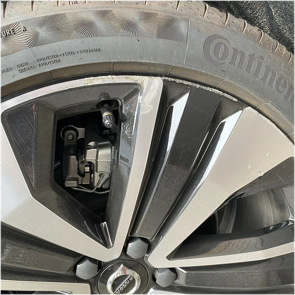 Volvo S60 wheel repair - Volvo S60 Wheel Repair Review: 3mm Deep Scratch Restoration photo 3