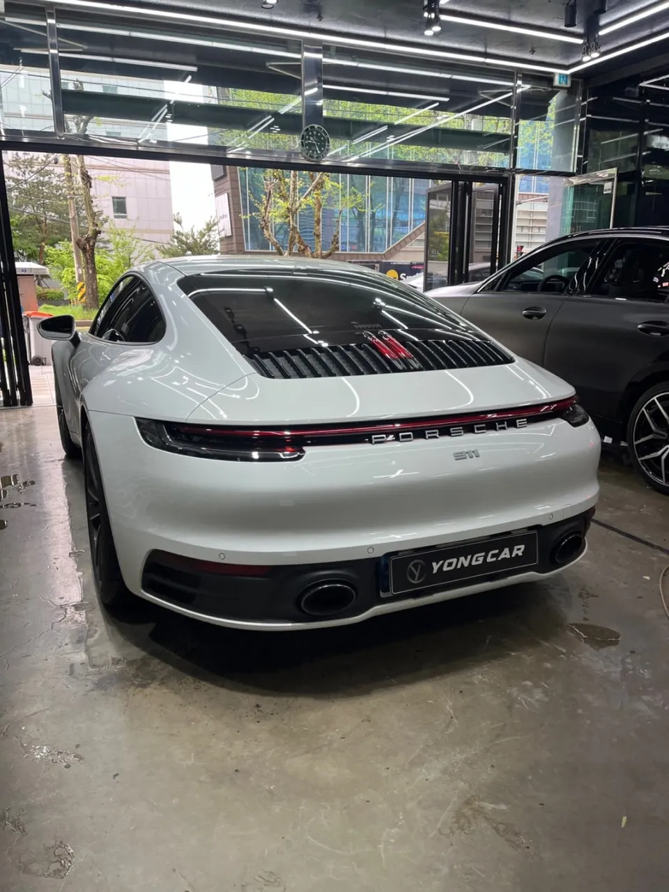ポルシェ 911 カレラ カーラッピング事例|費用目安・仕上がり 施工写真 3-1