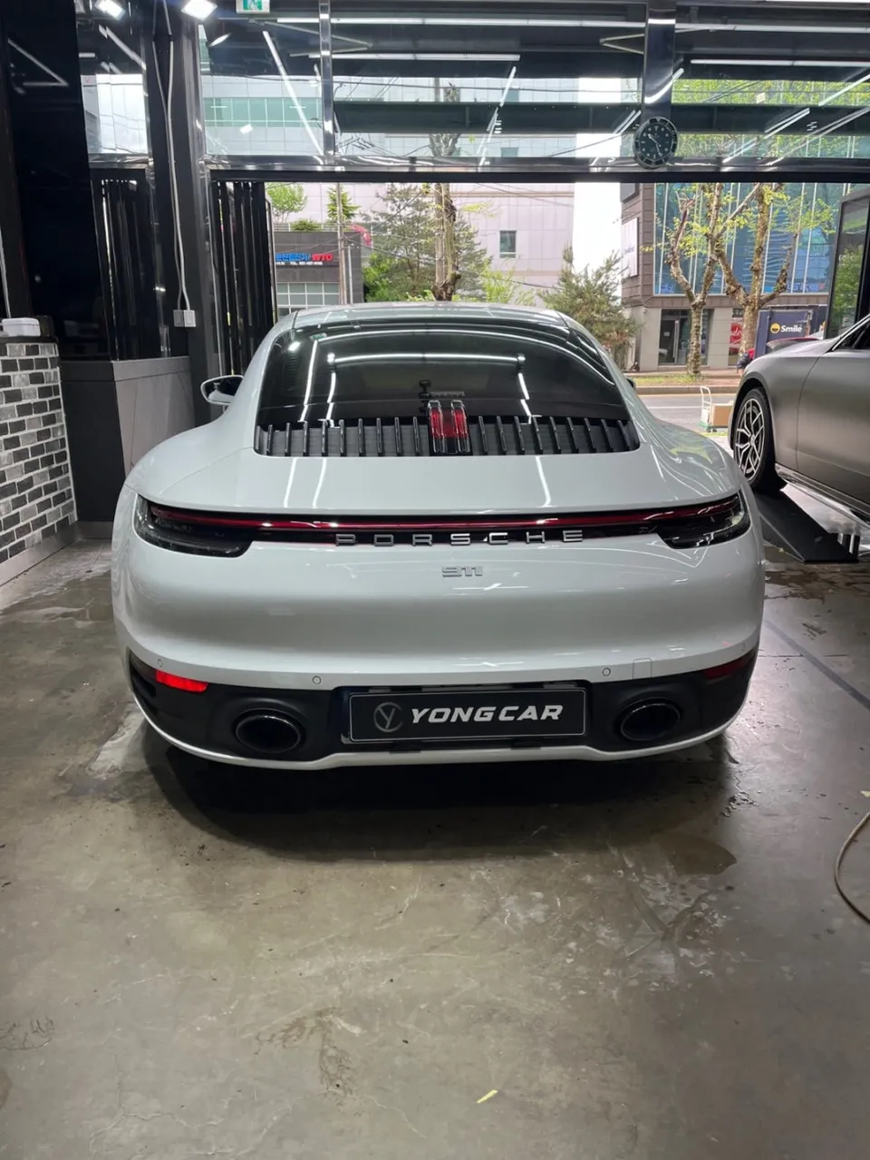 ポルシェ 911 カレラ カーラッピング事例|費用目安・仕上がり 施工写真 2-2