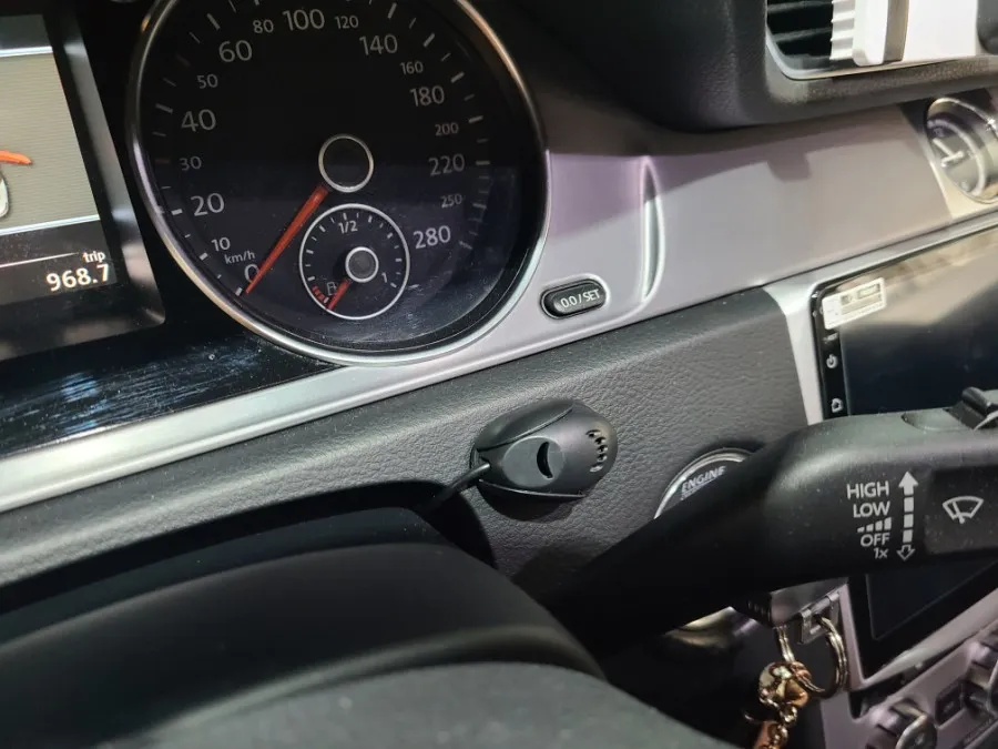 Volkswagen CC oem options - Volkswagen CC Android Navigation Installation Review photo 3