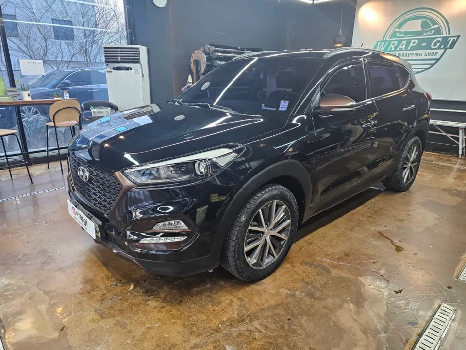 Kia Tucsonのカーフィルム施工事例|費用目安と仕上がり 施工写真 2-1