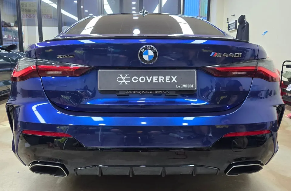 BMW 4 Seriesのカーラッピング事例|費用目安・仕上がり 施工写真 1-3