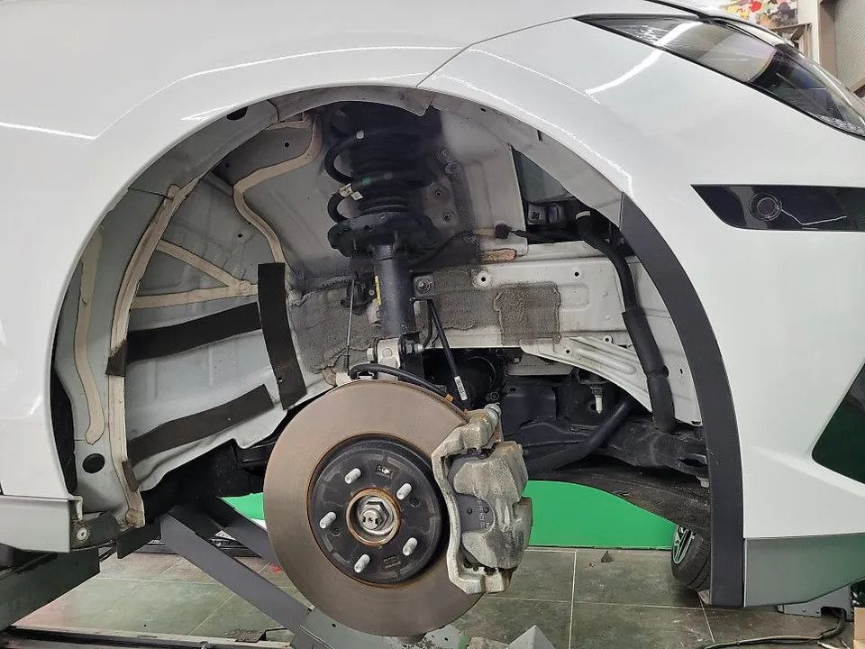 Hyundai IONIQ 6 Undercoating Review — Noise Reduction photo 2