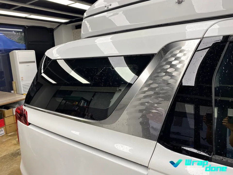 Kia Carnival KA4 vinyl wrap - Kia Carnival KA4 C-Pillar Wrap Review: Cost & Results photo 4