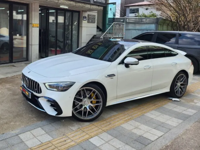 Mercedes-Benz AMG GT Wheel Repair & Refinishing — $3,000–$5,000 photo 2