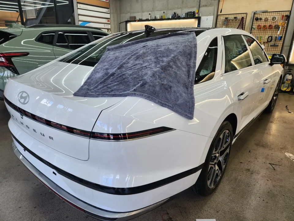 Hyundai AzeraのPPF施工事例｜費用目安と仕上がり 施工写真 3-2