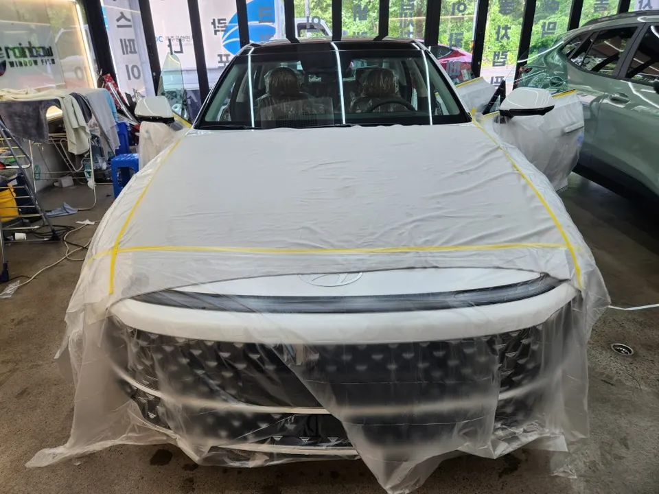 Hyundai AzeraのPPF施工事例｜費用目安と仕上がり 施工写真 2-3