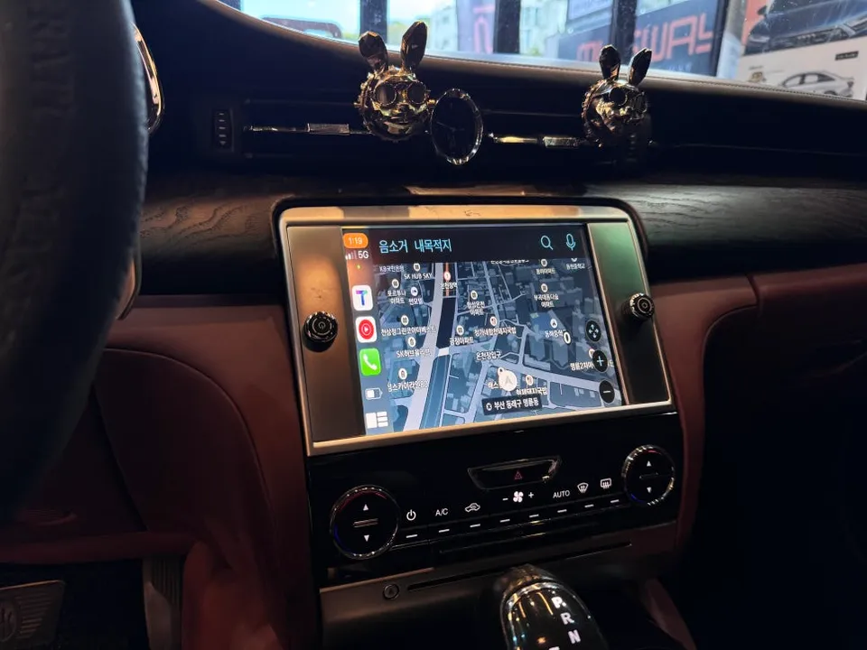 Maserati Quattroporte android head unit - Maserati Quattroporte Wireless CarPlay & Android Auto Upgrade photo 7