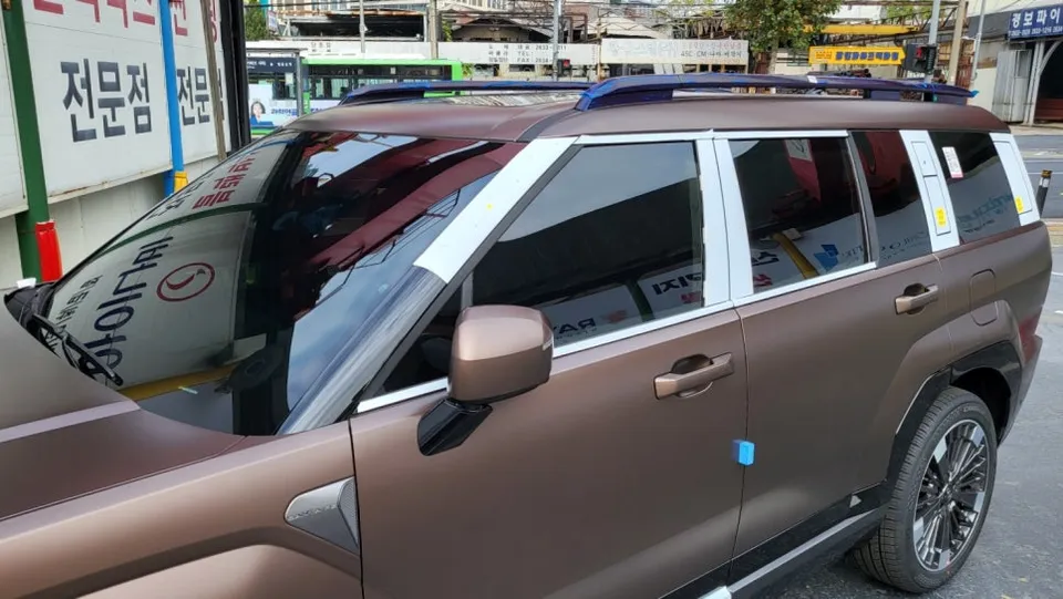 BMW X5 カーラッピング事例｜費用目安・仕上がり 施工写真 2-1