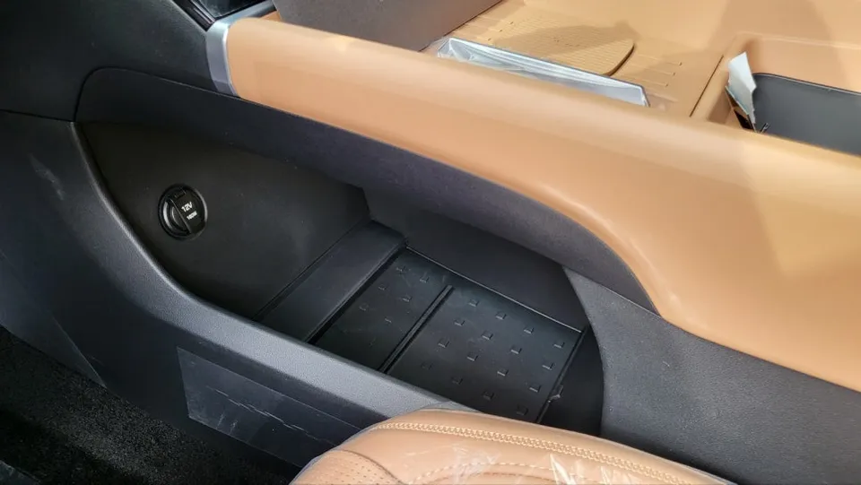 BMW X5 カーラッピング事例｜費用目安・仕上がり 施工写真 2-3