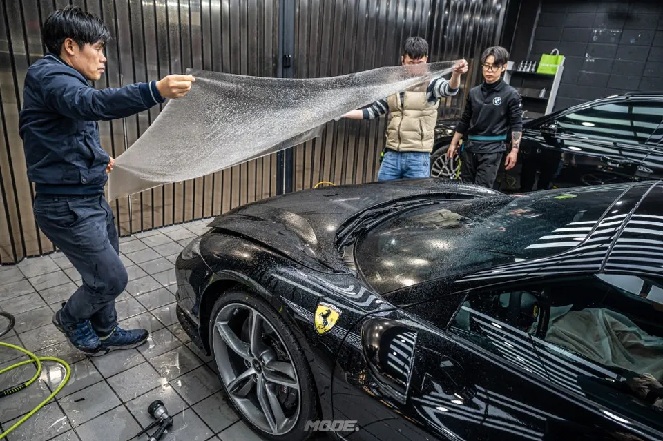 Ferrari 296 GTS PPF施工事例|傷・飛び石対策 施工写真 2-2