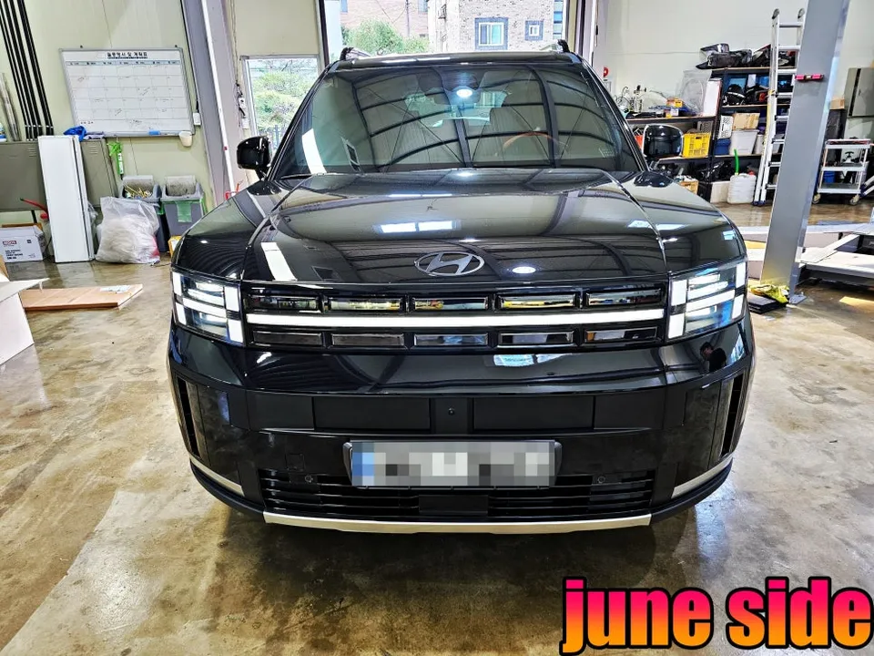 Hyundai Santa Fe MX5 lighting upgrade installation result