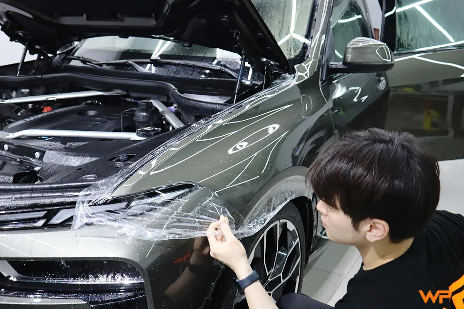 BMW X7のPPF施工事例|費用目安と仕上がり 施工写真 2-2