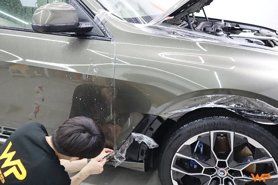 BMW X7のPPF施工事例|費用目安と仕上がり 施工写真 2-3